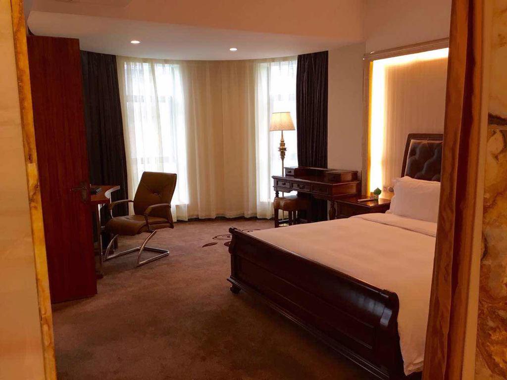 Asian Star Hotel Чжухай Экстерьер фото
