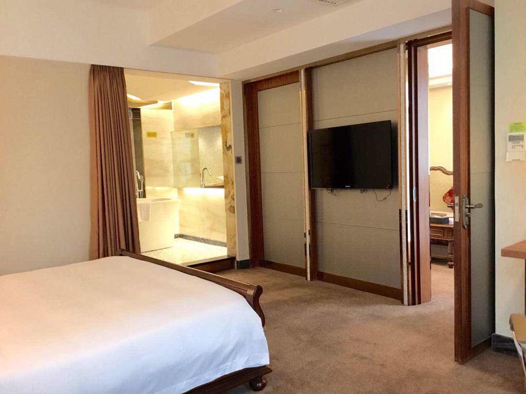 Asian Star Hotel Чжухай Экстерьер фото