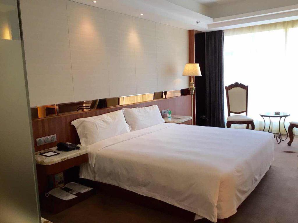 Asian Star Hotel Чжухай Экстерьер фото