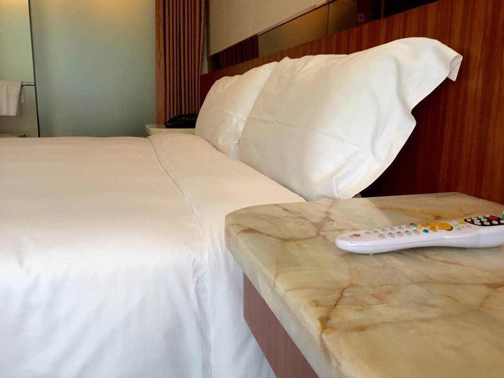 Asian Star Hotel Чжухай Экстерьер фото