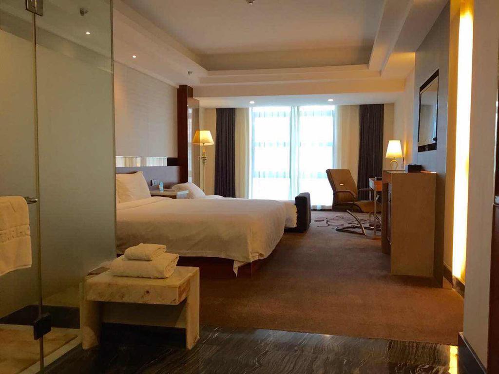 Asian Star Hotel Чжухай Экстерьер фото